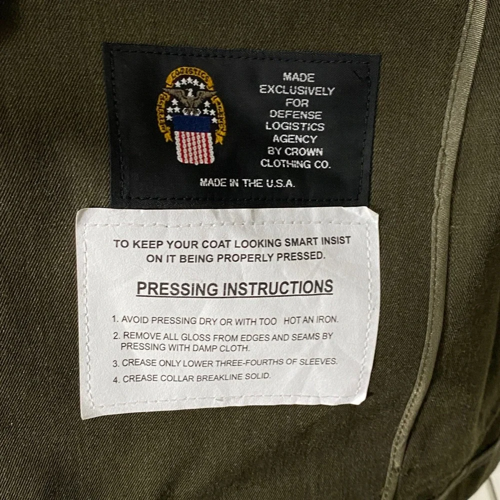 USMC Marine Corps Service Alpha Uniform Coat Olive Green Wool 39R Crown Clothing